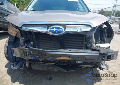 2015 Subaru Forester 2.5I Premium из США, поврежденный, VIN JF2SJADC1FH557284